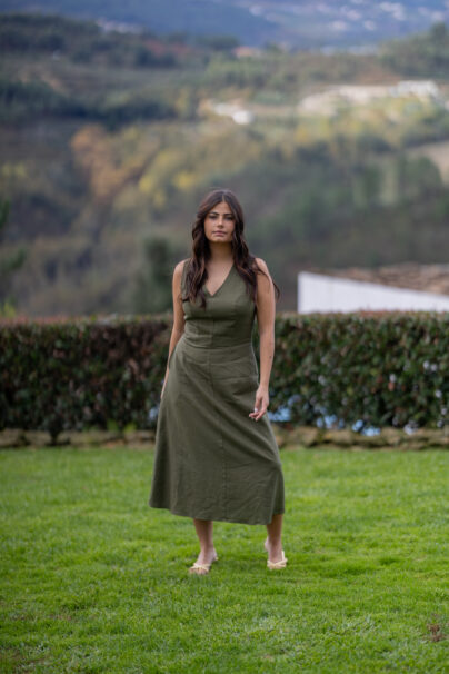 Vestido godés linho